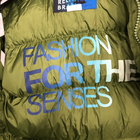 Signature True religion down insulated vest  size s - Picture 7 of 7